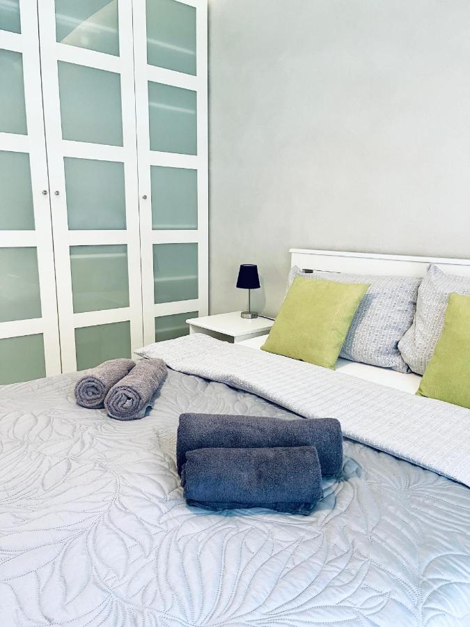 Modern Silver Apartment Cracovia Esterno foto